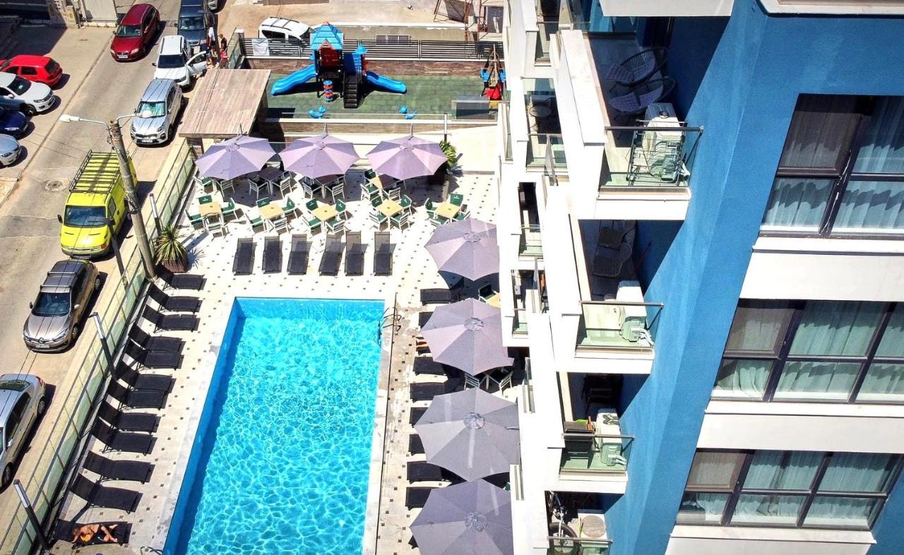 Dominic 2 Beds 1 Sofa Parking Pool Apartament By Alezzi Nord10 Apartment Navodari Exterior photo